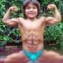 richard-sandrak-l-enfant-le-plus-muscle-du-monde-fort.jpg